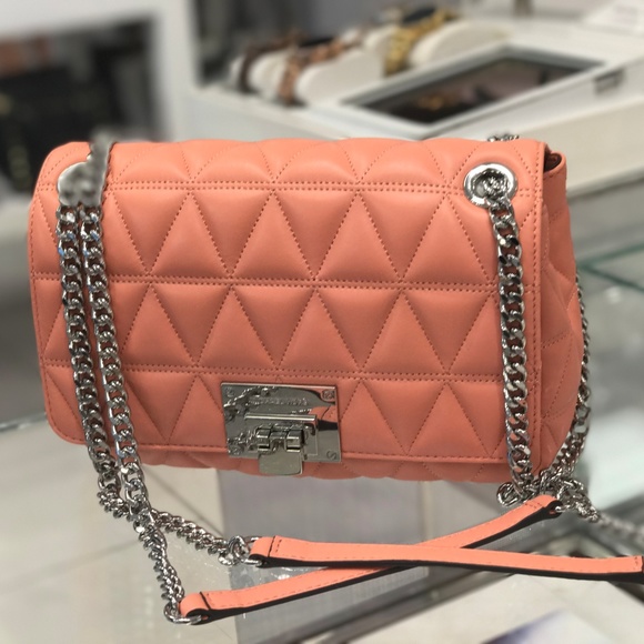 Michael Kors Vivianne Medium Chain Shoulder Flap - Picture 2 of 5